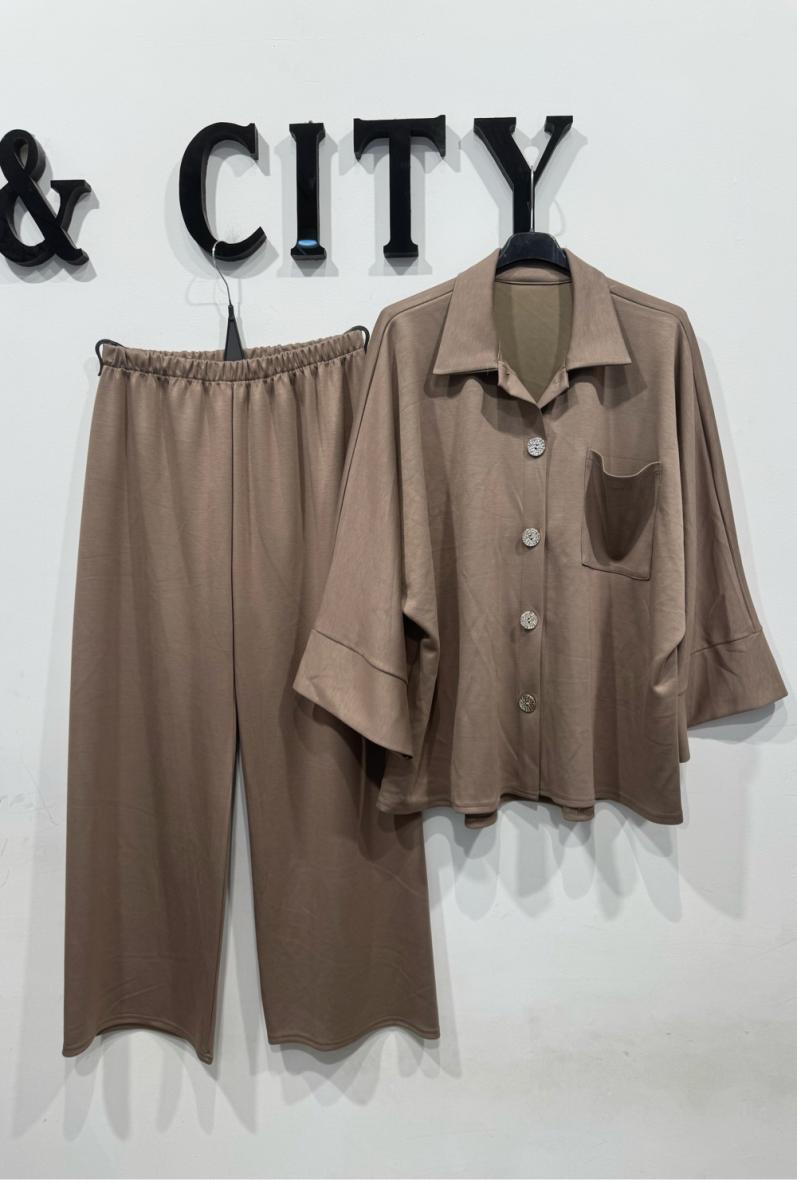 ensemble chemise et pantalon