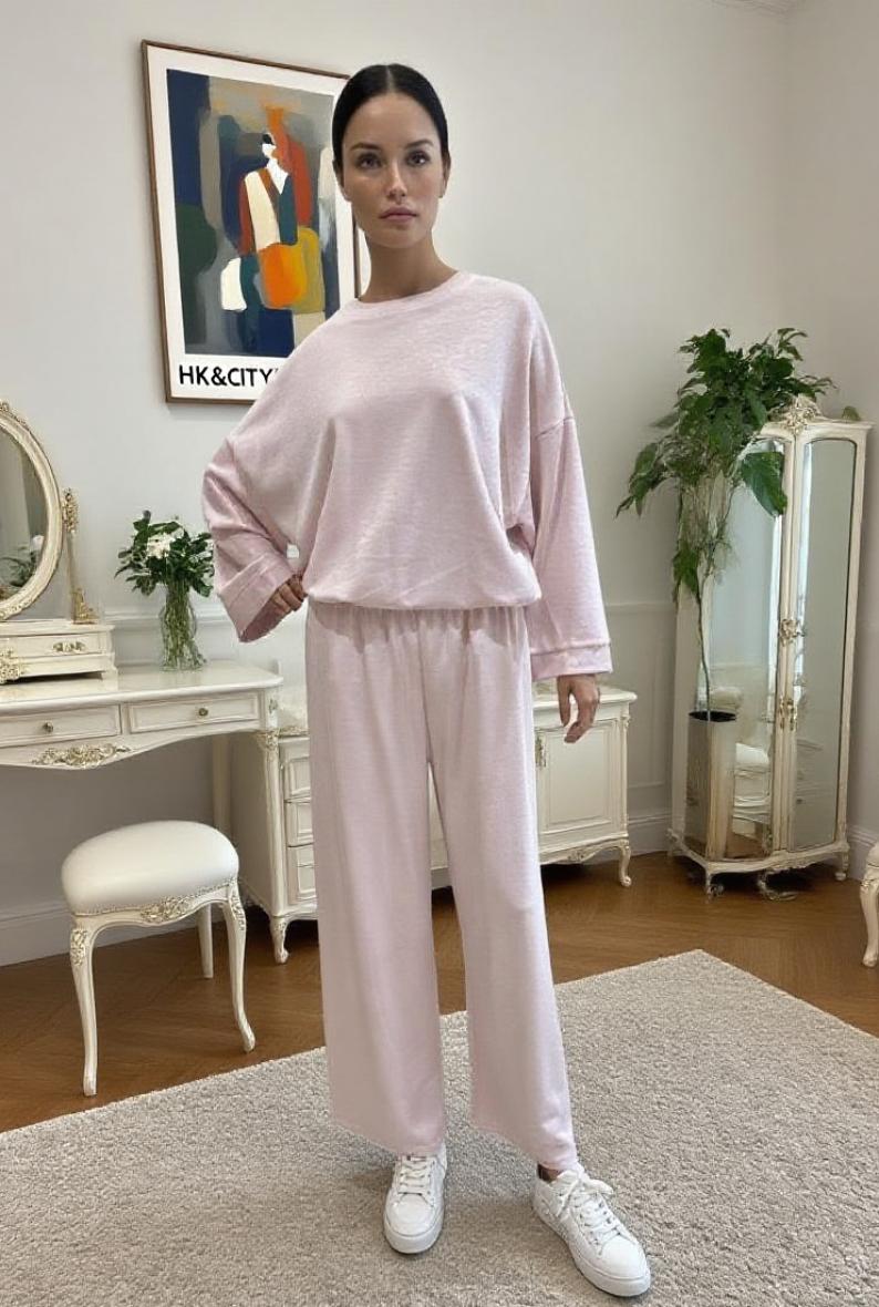 Ensemble T-shirt et pantalon