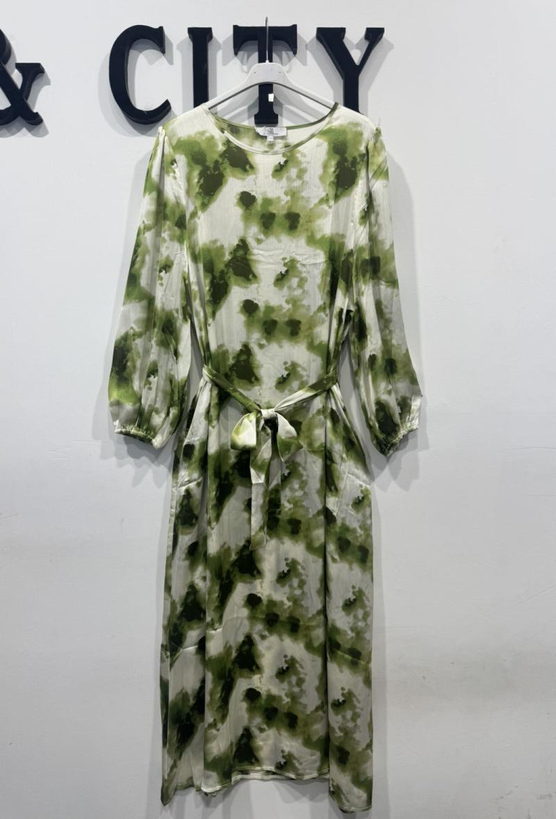 Robe H01